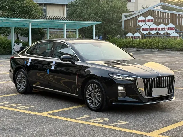Hongqi H5 — Фото автомобиля 3