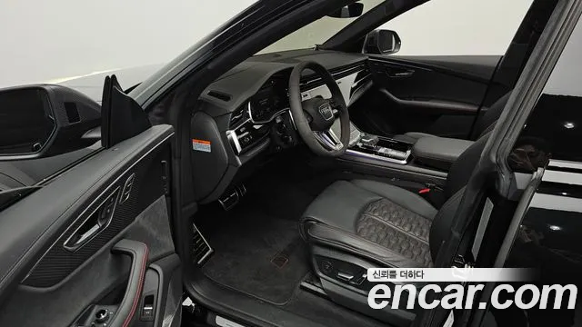 Audi RSQ8 — Фото автомобиля 10