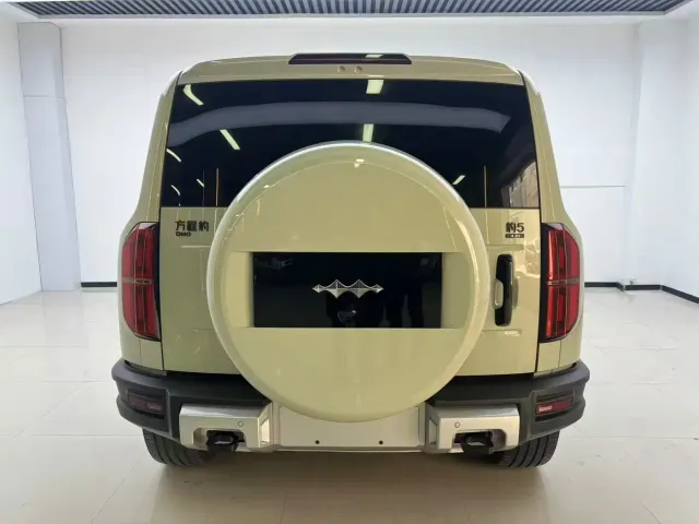 BYD FangChengBao Leopard 5 — Фото автомобиля 8