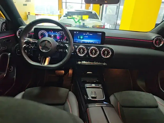 Mercedes-Benz A-Class — Фото автомобиля 9