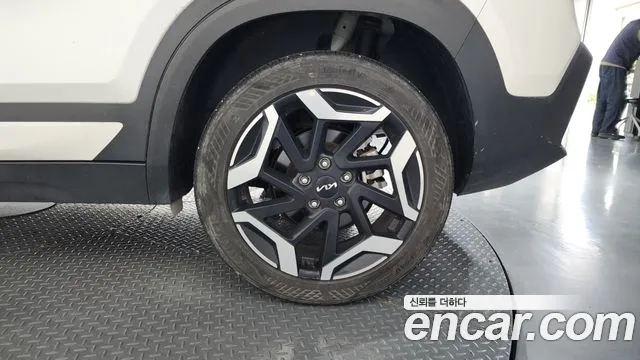 Kia Seltos Новый Seltos Бензин 2.0 2WD — Фото автомобиля 20