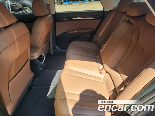 Hyundai Grandeur GN7 — Фото автомобиля 16