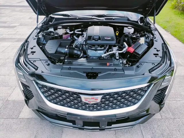 Cadillac CT5 — Фото автомобиля 13