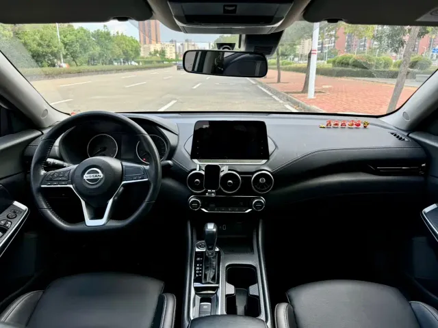 Nissan Sylphy — Фото автомобиля 5