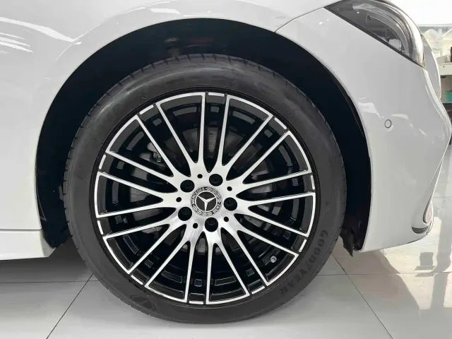 Mercedes-Benz C-Class — Фото автомобиля 14