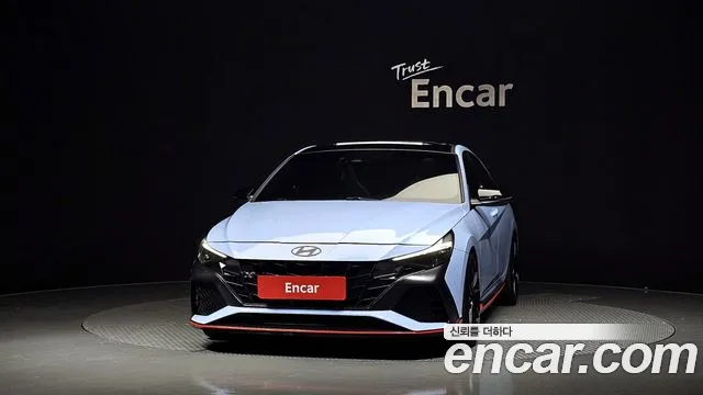 Hyundai AVANTE — Фото автомобиля 3
