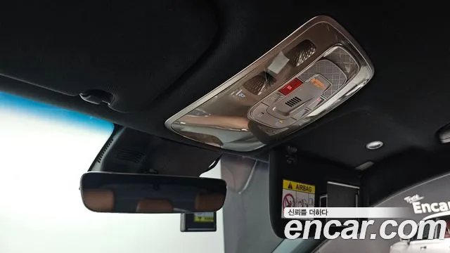 Genesis GV70 2.5T Бензин AWD — Фото автомобиля 25