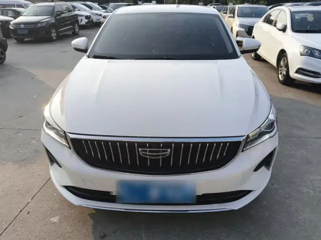 Geely Emgrand — Фото автомобиля 2