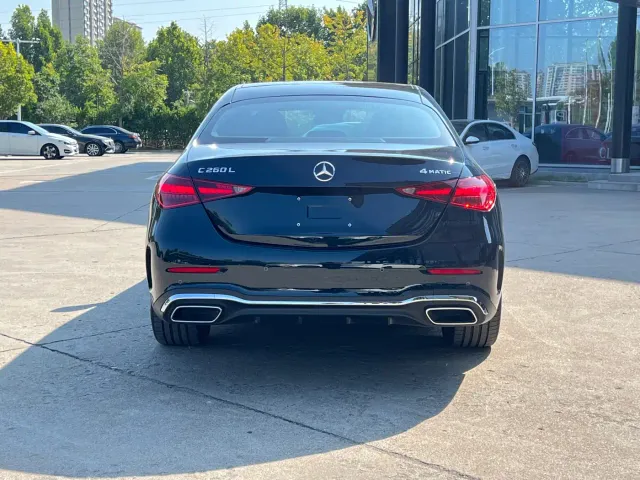 Mercedes-Benz C-Class — Фото автомобиля 5