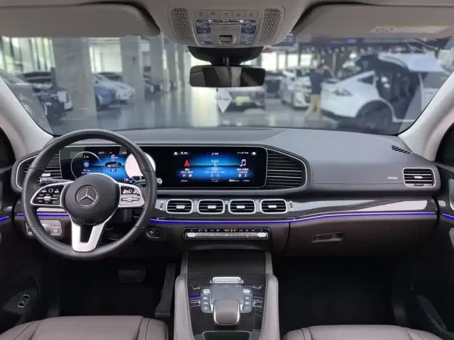 Mercedes-Benz GLE-Class — Фото автомобиля 16