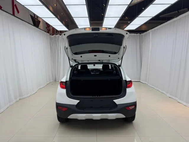 Kia KX1 — Фото автомобиля 7