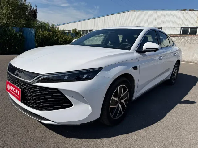 Фотография автомобиля — BYD Qin L