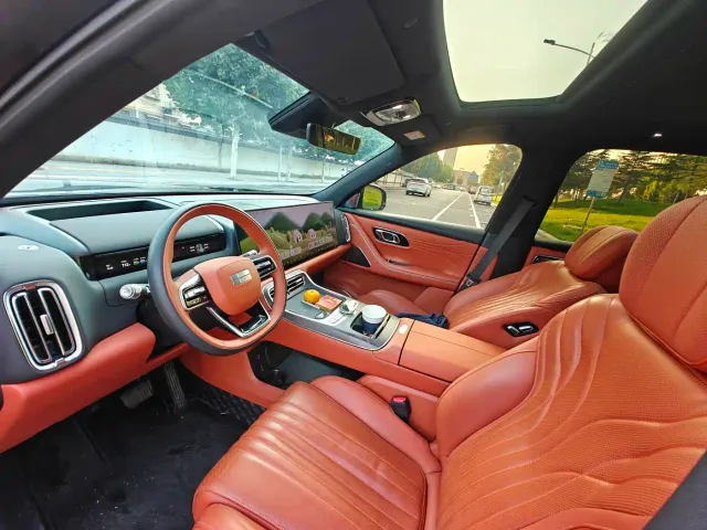 Geely Galaxy M9 — Фото автомобиля 7