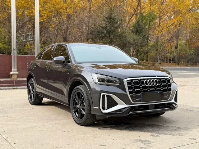 Audi Q2L — Фото автомобиля 3