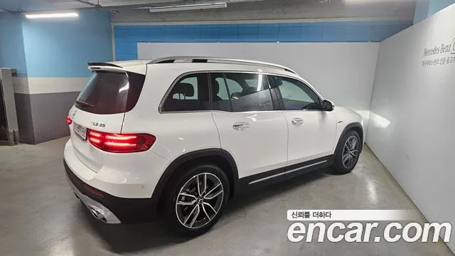 Mercedes-Benz GLB-Class — Фото автомобиля 3