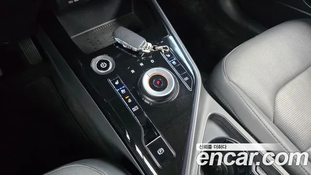 Kia Niro New — Фото автомобиля 12