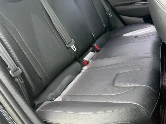 Hyundai Elantra — Фото автомобиля 14