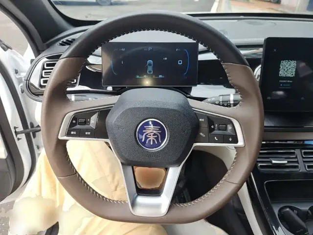 BYD Qin PLUS — Фото автомобиля 10