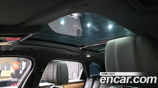 Land Rover Range Rover Velar — Фото автомобиля 19