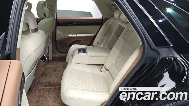 Hyundai Grandeur — Фото автомобиля 12