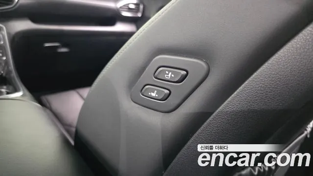 Hyundai Santafe — Фото автомобиля 14