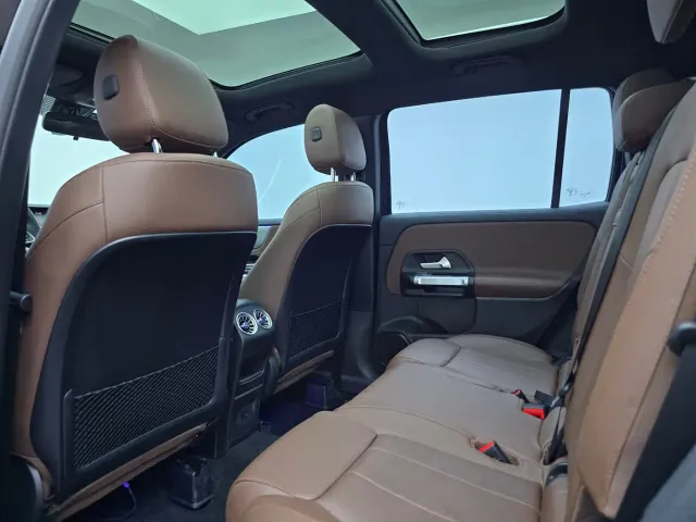 Mercedes-Benz GLB-Class — Фото автомобиля 17
