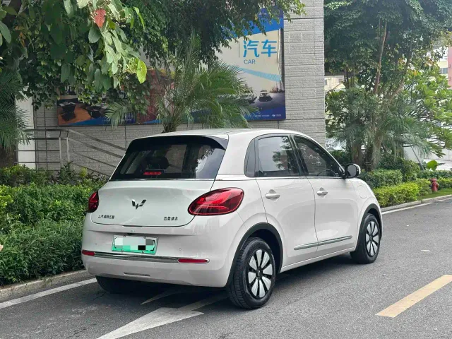 Wuling Bingo — Фото автомобиля 15