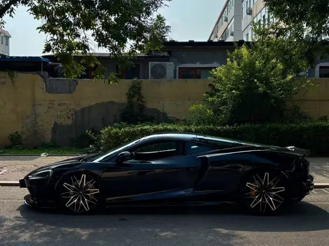 McLaren GT — Фото автомобиля 3