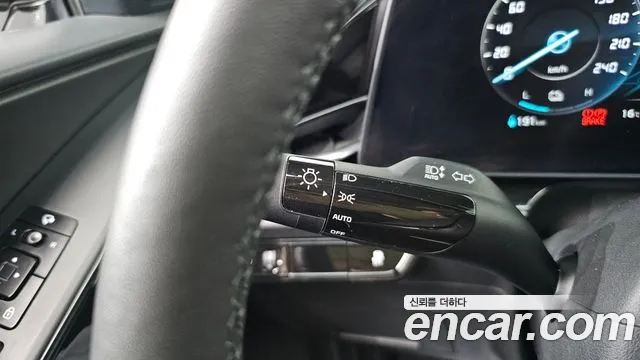 Kia Niro New — Фото автомобиля 26