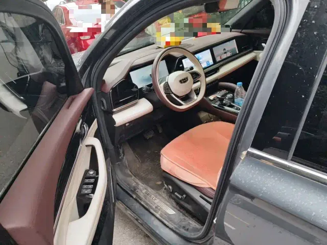 Geely Xingyue L — Фото автомобиля 17