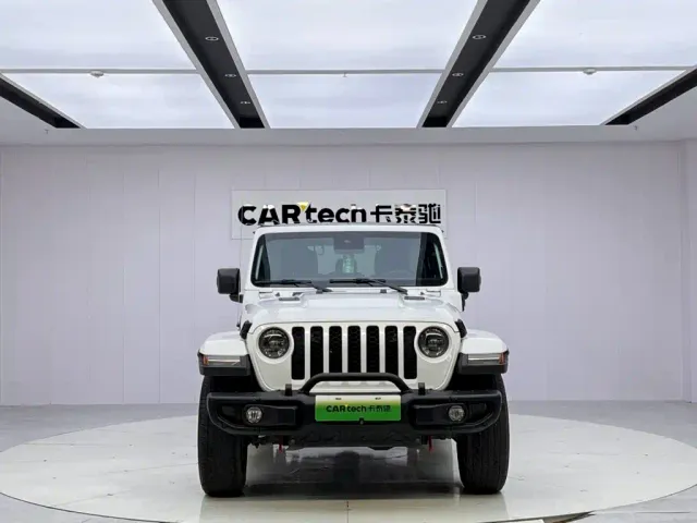 Jeep Wrangler 4xe — Фото автомобиля 8