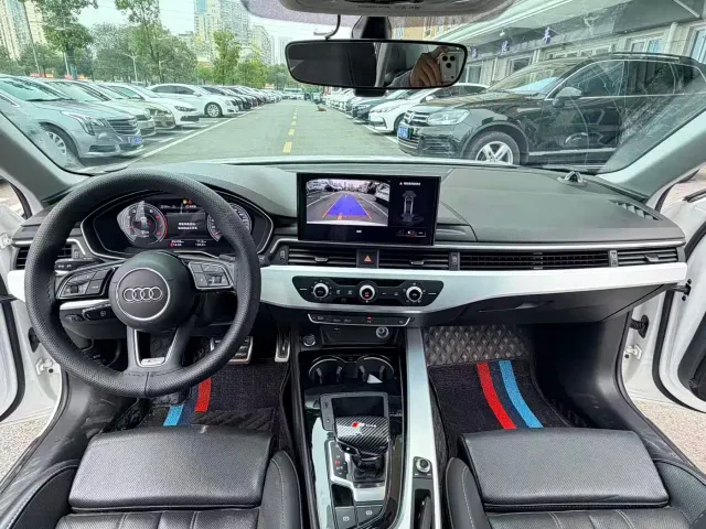Audi A4L — Фото автомобиля 3