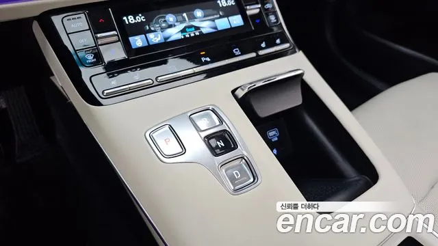 Hyundai Grandeur Grandeur (New) — Фото автомобиля 9