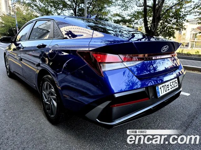 Hyundai Avante CN7 — Фото автомобиля 6
