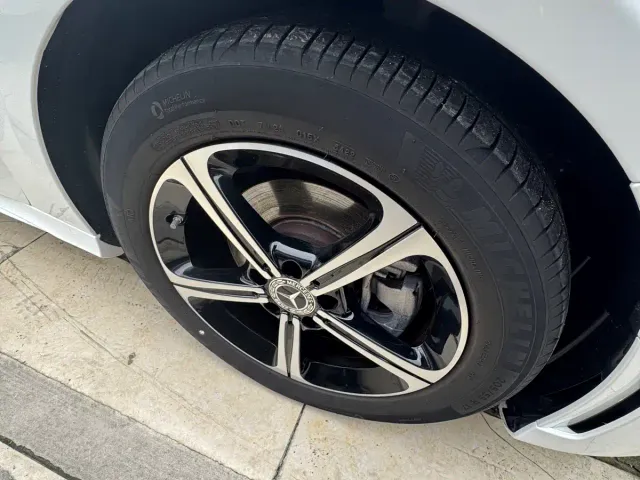 Mercedes-Benz A-Class — Фото автомобиля 4