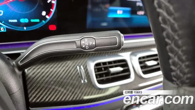 Mercedes-Benz GLE-Class — Фото автомобиля 9