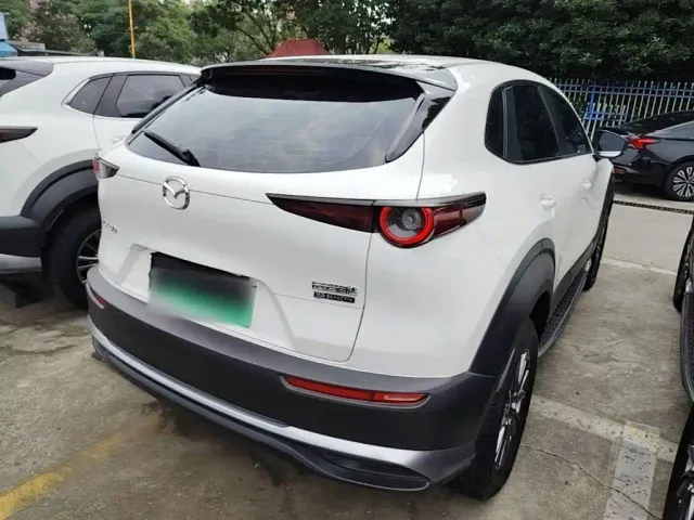 Mazda CX-30 EV — Фото автомобиля 6