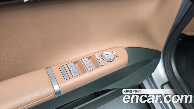 Hyundai Grandeur GN7 — Фото автомобиля 27