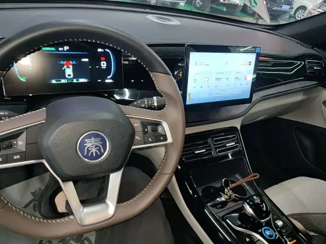 BYD Qin PLUS — Фото автомобиля 9