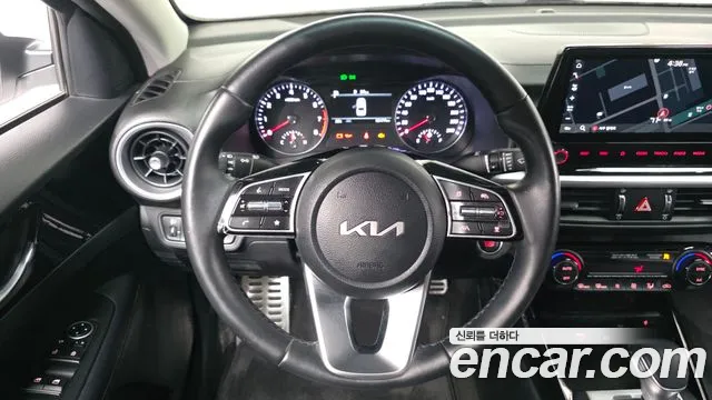 Kia K3 Generation 2 — Фото автомобиля 13