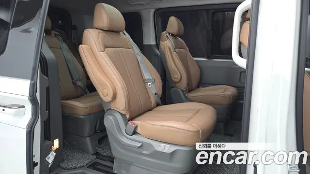 Hyundai Staria Staria 4WD Lounge 9 мест — Фото автомобиля 10