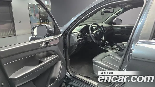 KG_Mobility_Ssangyong Rexton Новый Rexton Sport Khan Дизель 2.2 4WD — Фото автомобиля 8