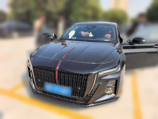 Фотография автомобиля — Hongqi H5