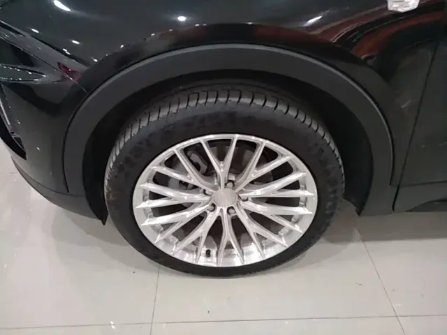 Cadillac XT4 — Фото автомобиля 22