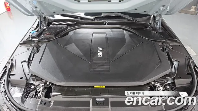 BMW i5 G60 — Фото автомобиля 9