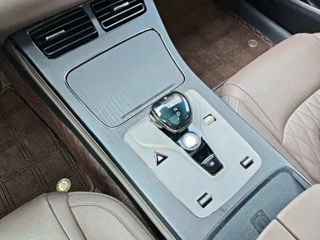 BYD Han — Фото автомобиля 13