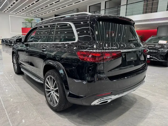 Mercedes-Benz GLS-Class — Фото автомобиля 30