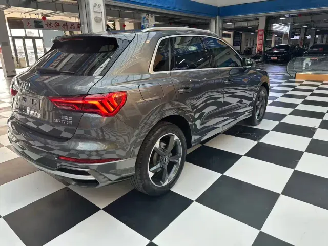 Audi Q3 — Фото автомобиля 16