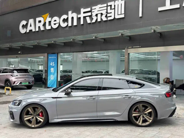 Audi RS 5 — Фото автомобиля 4