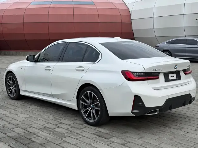 BMW 3 Series — Фото автомобиля 6